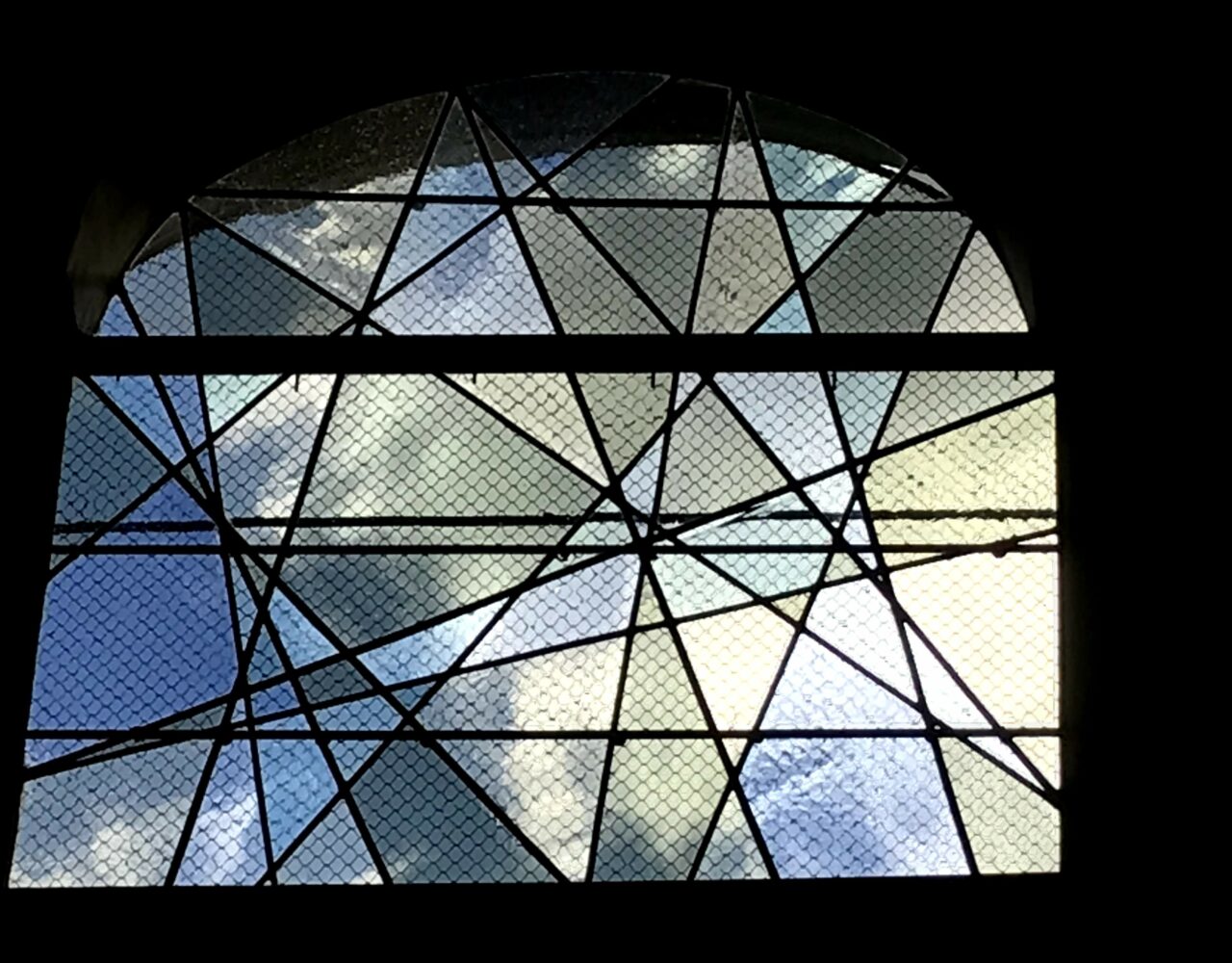 Sisteron 05, chapelle des missionnaires de la croix, création de vitraux, maquettes PELLEN-DAUDE